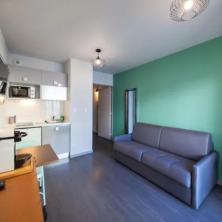 Le Petit Hector -studio Cosy Avec Parking -debourg Apartment *